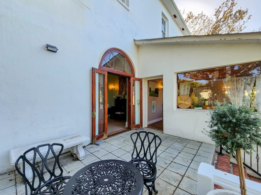 5 Bedroom Property for Sale in Newlands Western Cape